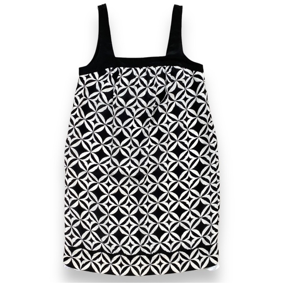 WHBM Black and White Silk Mod Geometric Print Mini Shift Dress Size 2 - Picture 7 of 11